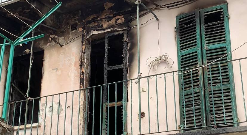 Incendio di un alloggio in centro ad Alessandria