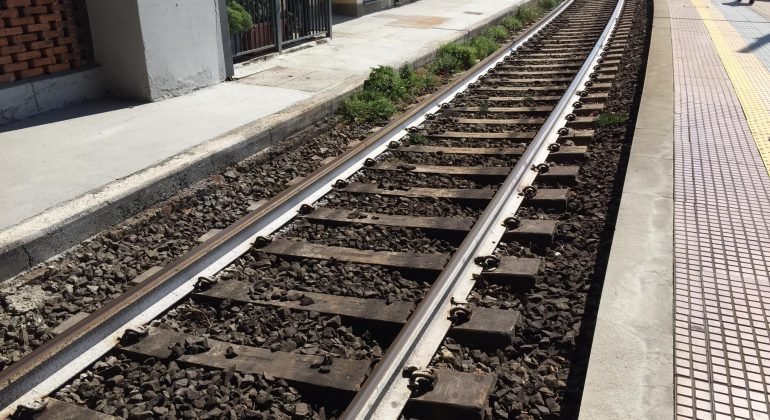 Nuova passerella pedonale nella stazione di Garbagna: domenica circolazione sospesa