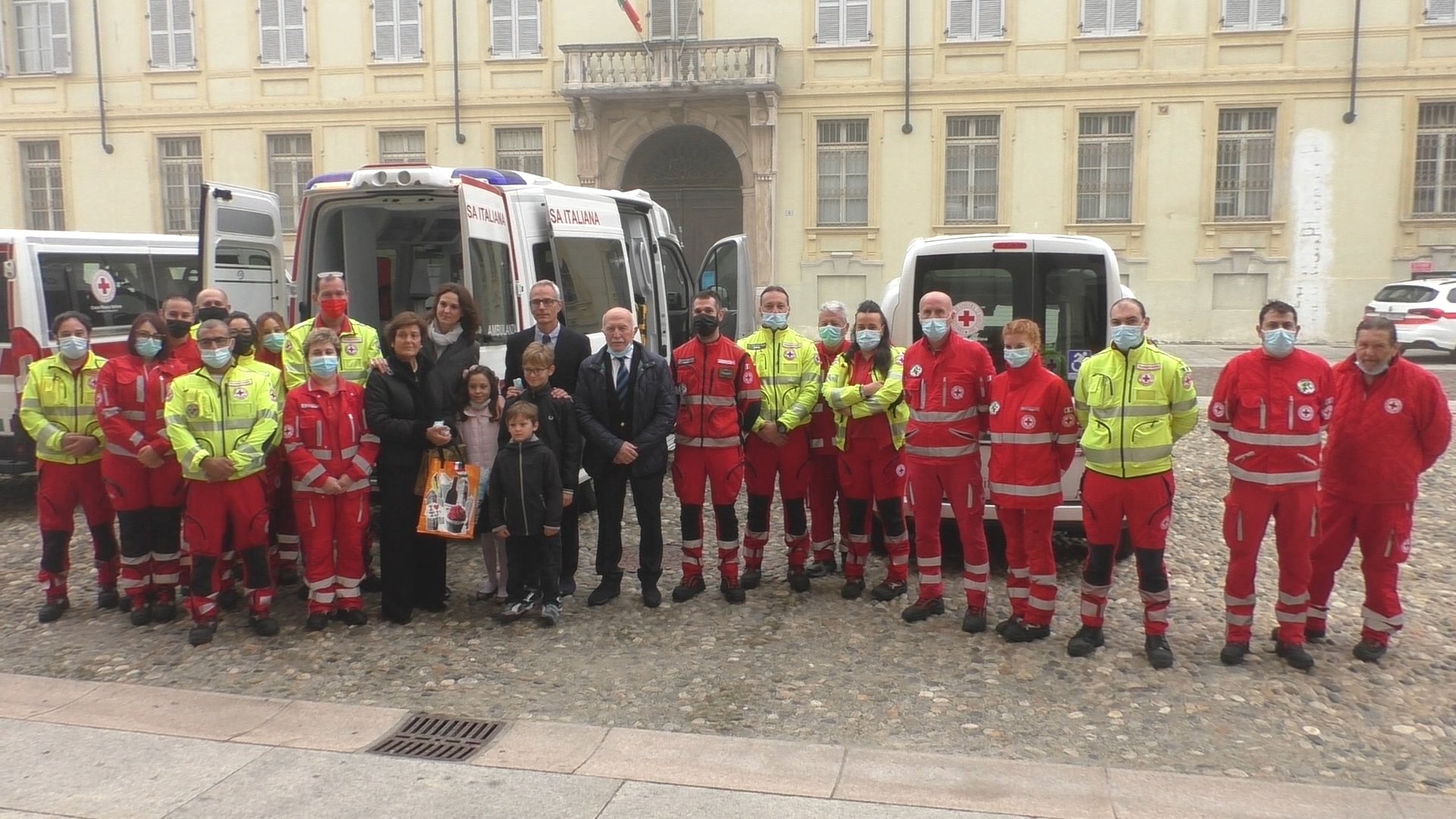 Un’ambulanza speciale per persone obese e altri due nuovi mezzi per la Croce Rossa Alessandria