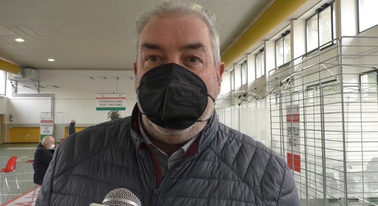 Code al centro vaccini di Valenza, sindaco Oddone: “Se continueranno solleciteremo Asl”
