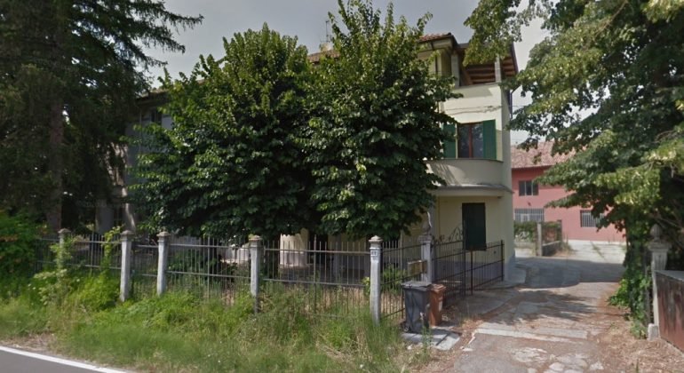 Uomo di 46 anni trovato senza vita in casa a Tortona: soffocato dal monossido di carbonio