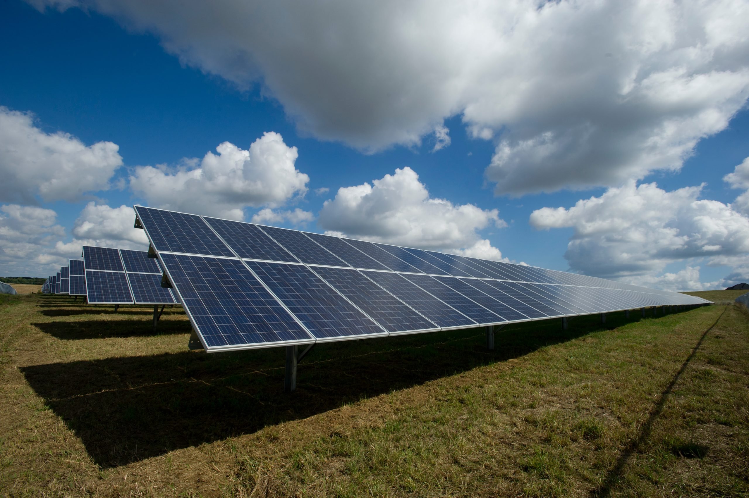 Alessandria tra le ultime province in Italia per impianti fotovoltaici in strutture pubbliche