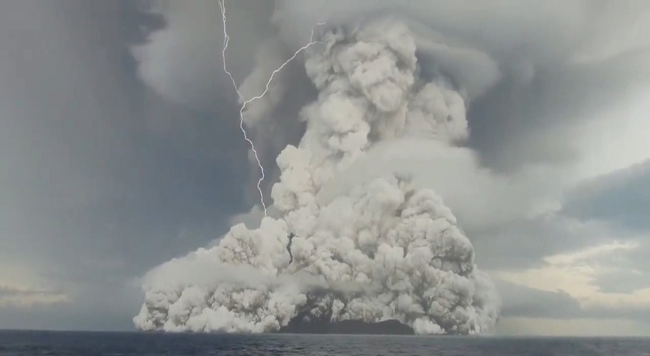 I vulcani e le eruzioni: cosa sta facendo la scienza per studiarle e prevederle