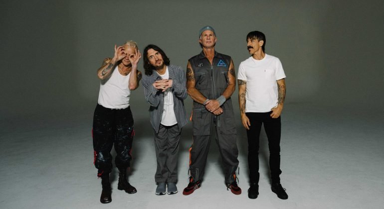 I Red Hot Chili Peppers annunciano il loro nuovo album Unlimited Love
