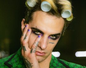 Achille Lauro pubblica il nuovo album e annuncia il tour dal 27 maggio