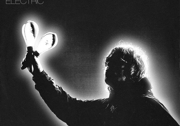 Liam Gallagher annuncia l’uscita del suo prossimo disco C’mon You Know
