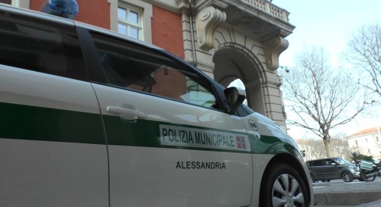 Incidente a Spinetta: per uno dei conducenti tasso di alcol 4 volte oltre i limiti