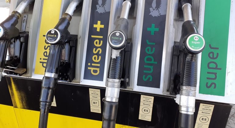 Carburanti: prezzo del gasolio al massimo nel 2023