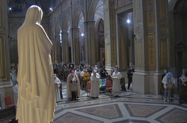 Al Duomo di Alessandria la preghiera di affidamento di Russia e Ucraina a Maria [RIVEDI LA DIRETTA]