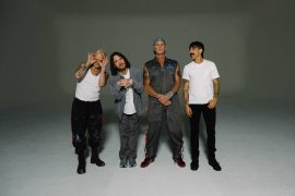 I Red Hot Chili Peppers hanno pubblicato il nuovo album Unlimited Love