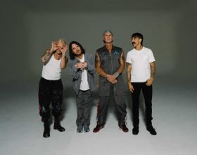 I Red Hot Chili Peppers hanno pubblicato il nuovo album Unlimited Love