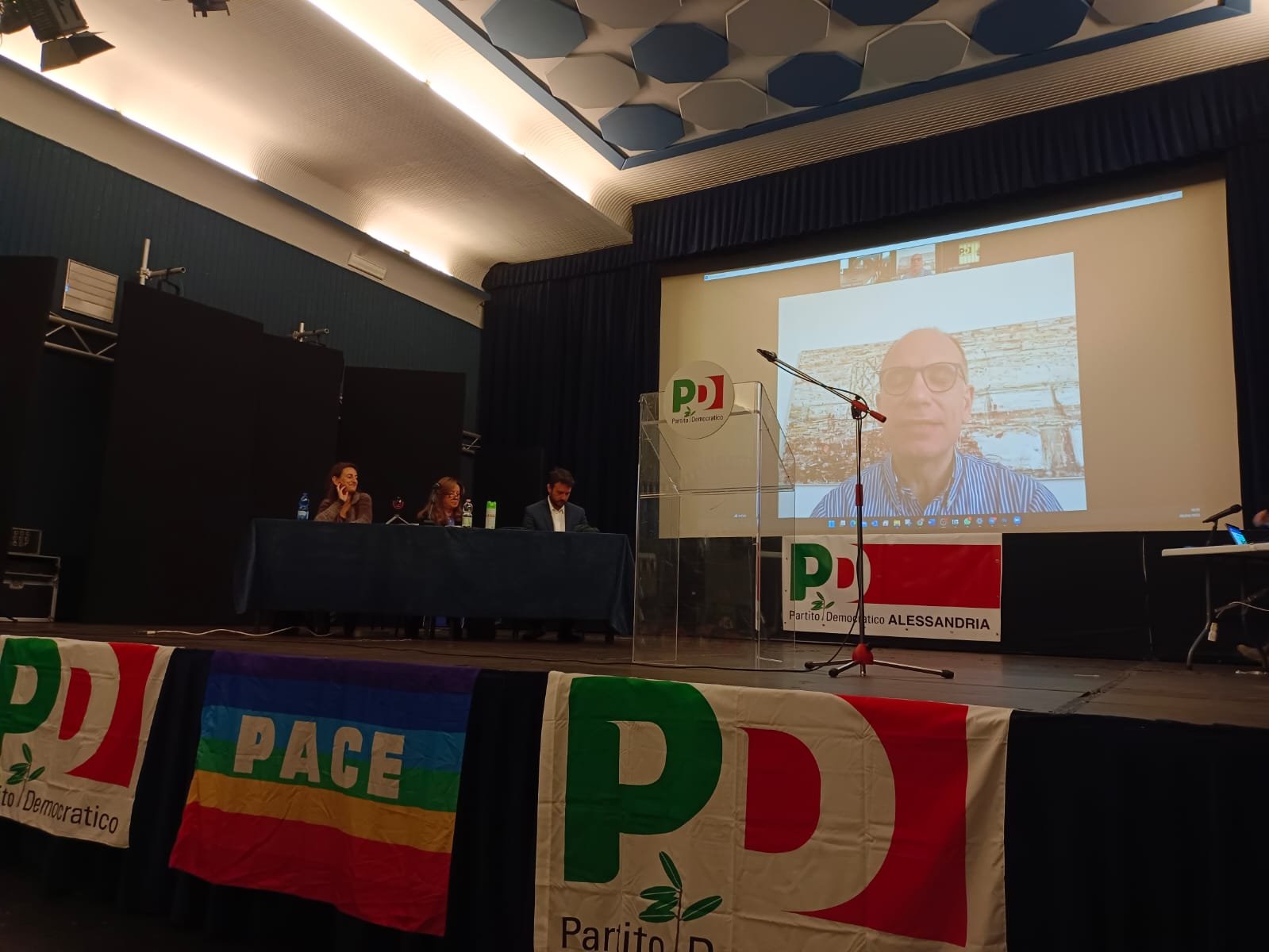 Ad Alessandria l’assemblea regionale del Pd: “Possiamo andare al ballottaggio ovunque e vincere”