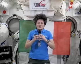 Classe della Pascoli di Valenza vince concorso spaziale: l’annuncio lo dà Astro-Samantha