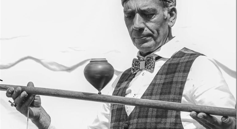 Il Trottolaio di Avolasca tra i creatori del Festival delle trottole a Cremona: la sua storia