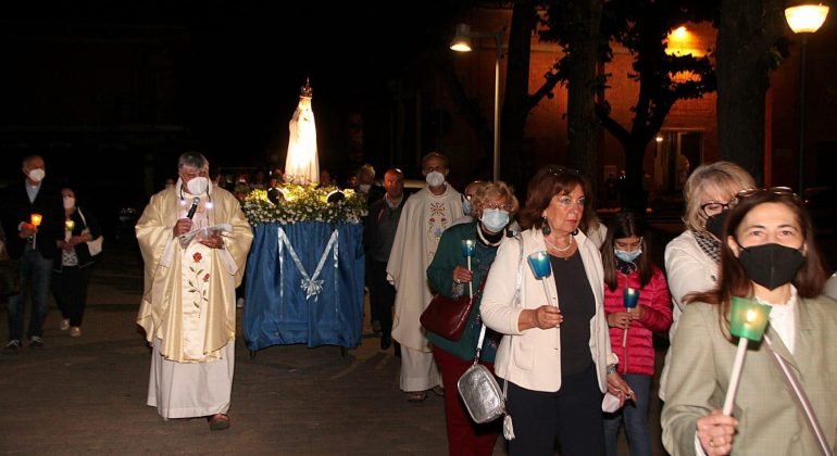 A Litta Parodi la processione della Madonna di Fatima [FOTO]