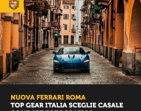La versione della Ferrari Roma sfila in centro a Casale per il programma tv Top Gear