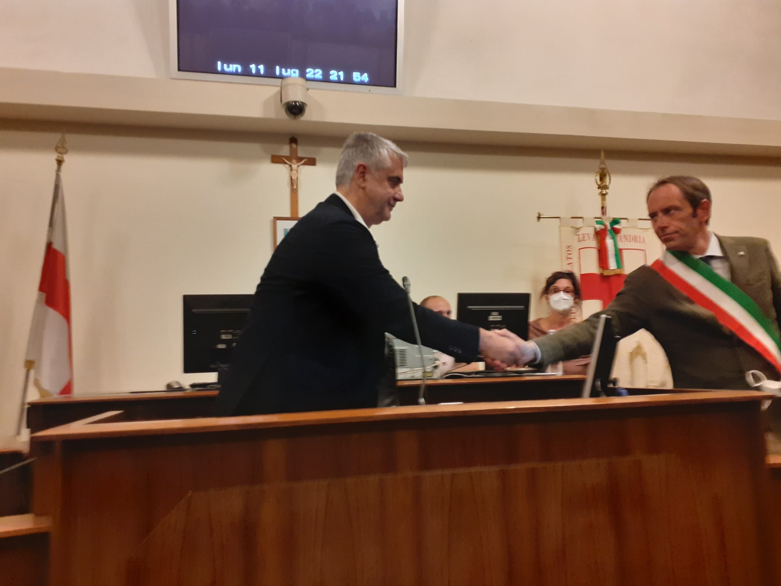 Consiglio comunale: eletto presidente Giovanni Barosini, contestato da parte del pubblico