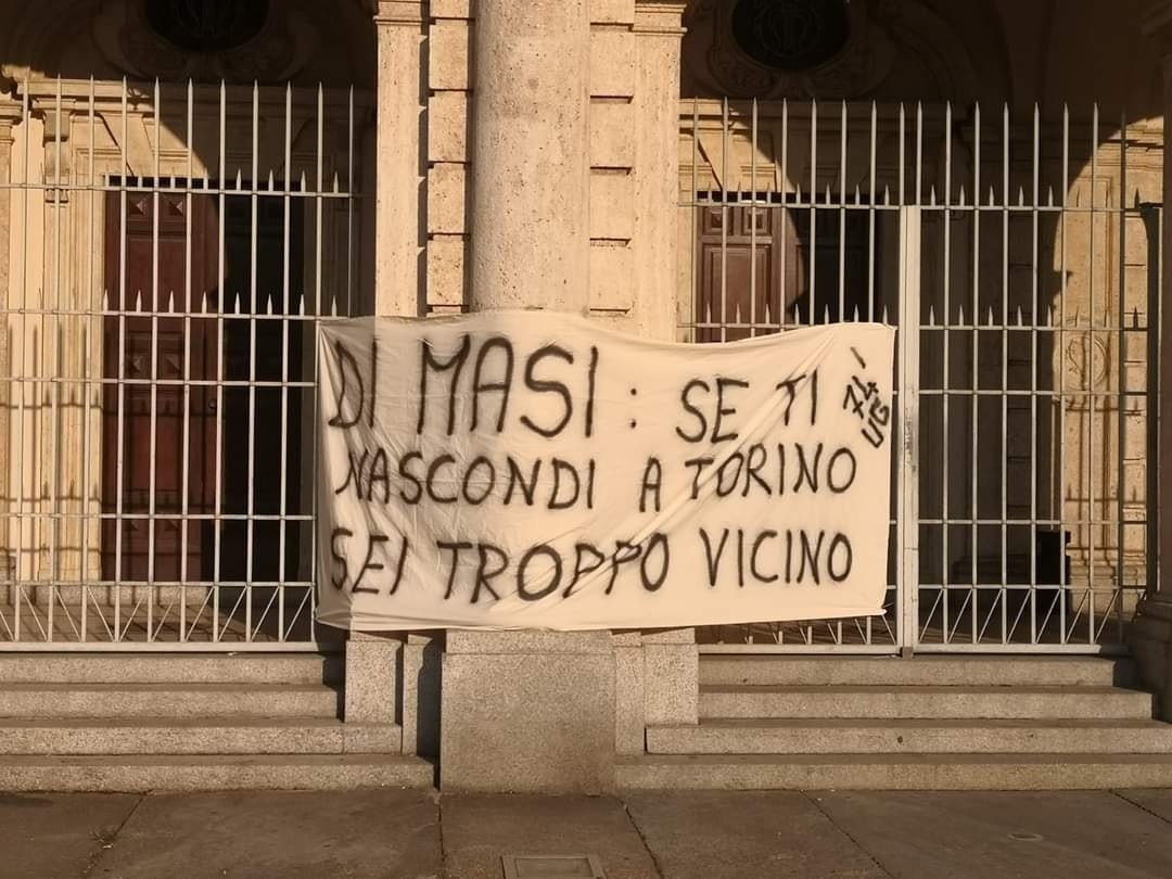 Striscione contro Di Masi spunta anche a Torino: “Vattene via”