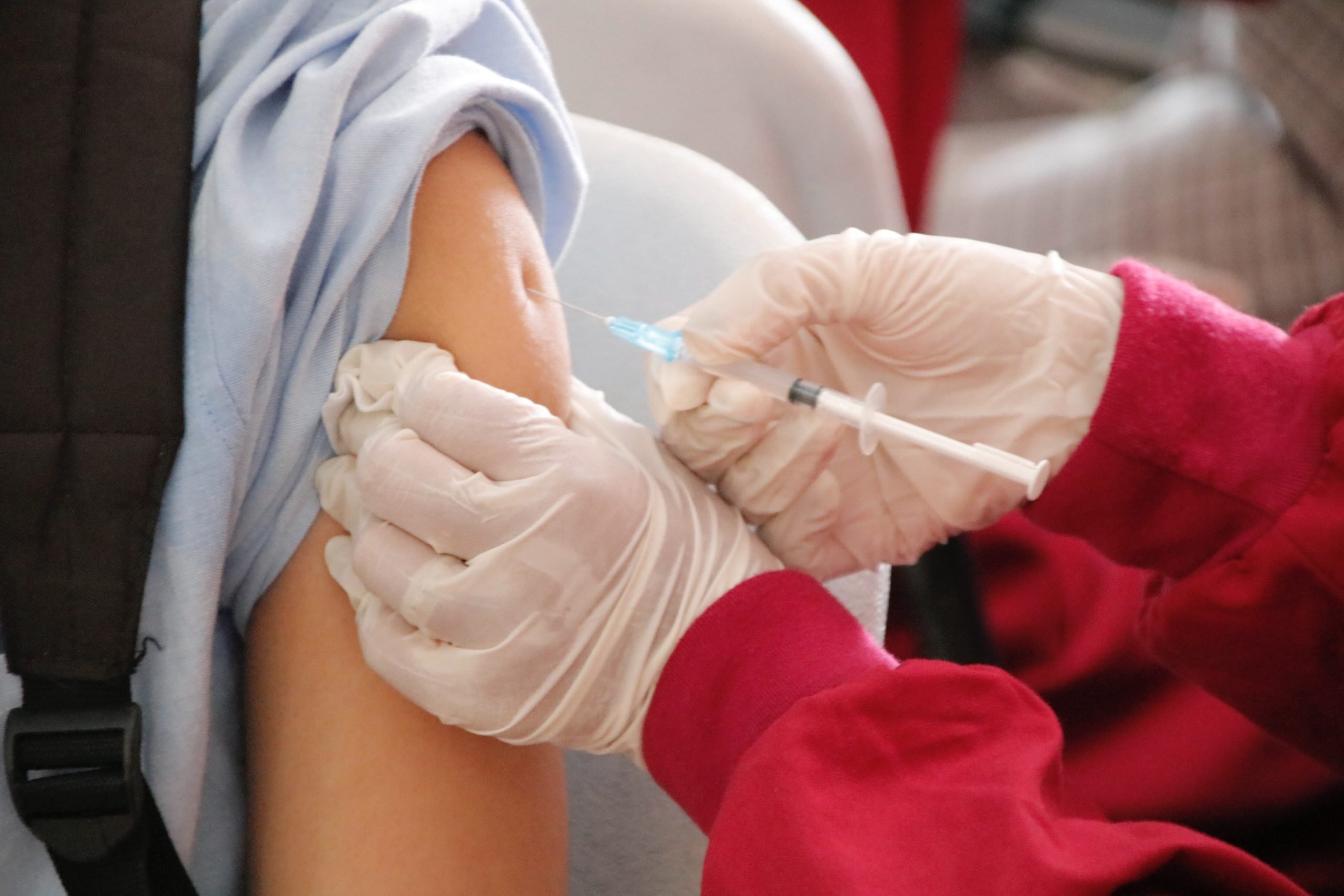 La Regione detta le regole sulle vaccino contro influenza e covid