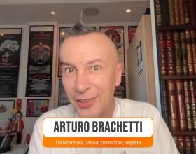 Domenica Arturo Brachetti a Cuccaro per il festival PeM: “Vivo della sorpresa altrui e mi sorprende la tenerezza”
