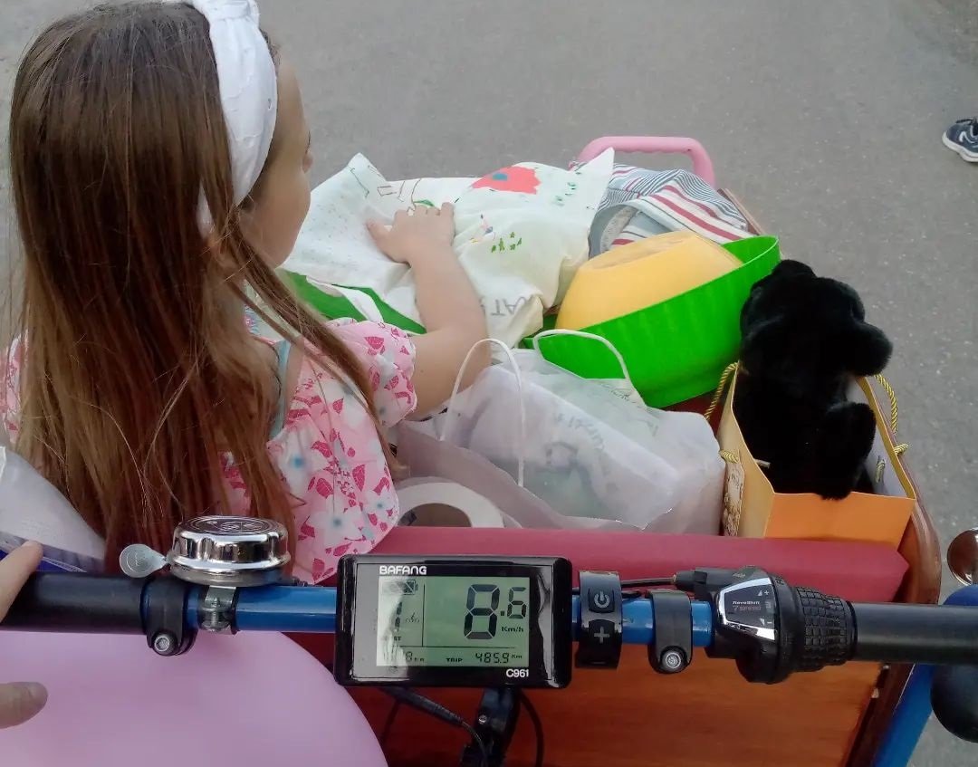 L’appello dei bimbi di Valmadonna contro l’inquinamento: “Andare a scuola in bici fa bene a te e all’ambiente”