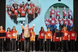 Grande successo per il musical del FuckCancer Choir: 4 mila euro per progetti sul melanoma e sul mesotelioma