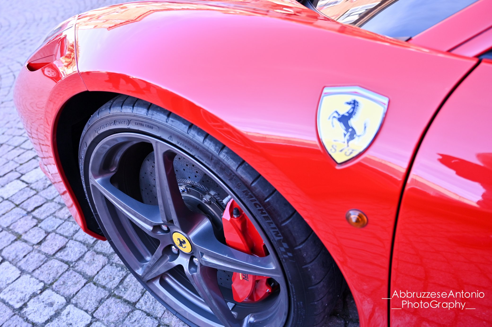 Domenica Casale Monferrato si colora di rosso per il raduno Scuderia Ferrari Club