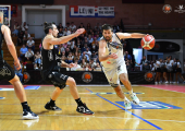 Il Derthona Basket parte bene, 76-70 con Dolomiti Energia, ottimo ultimo quarto