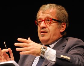 Morte Roberto Maroni, il ricordo del consigliere valenzano Capuzzo: “Ciao, barbaro sognante”