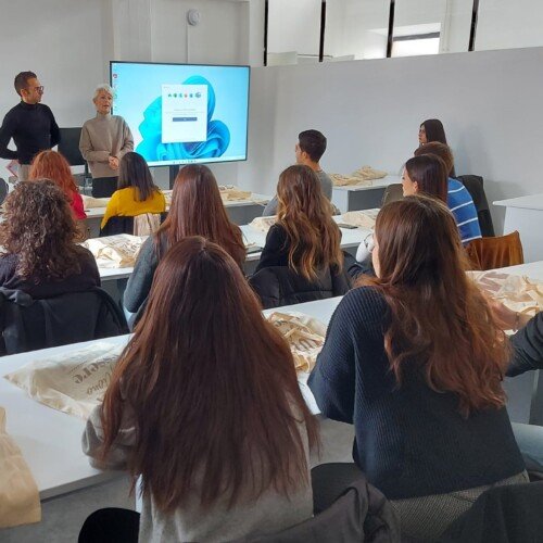 A Valenza via alle lezioni dell’Istituto Gioielleria Educazione Moda coi “futuri talenti del Made in Italy”