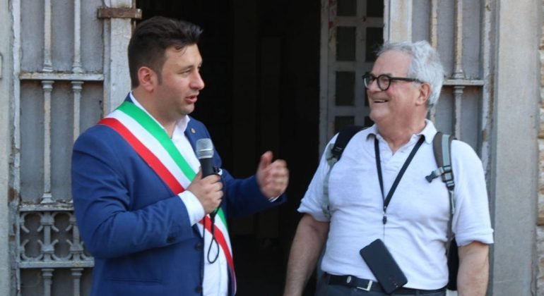 Casale in lutto per la scomparsa di Gianni Calvi. Il sindaco Riboldi: “Ci lascia un profondo patriota monferrino”