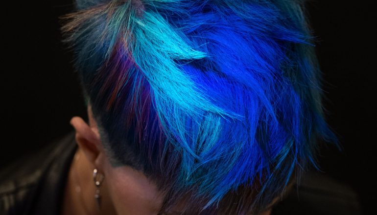 La nuova collezione di tagli e colori di Nemesi Tricomeccanica che valorizza la vostra “Vera Essenza”