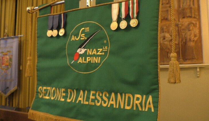 Un grande monumento agli Alpini ai giardini della stazione di Alessandria: a settembre l’inaugurazione