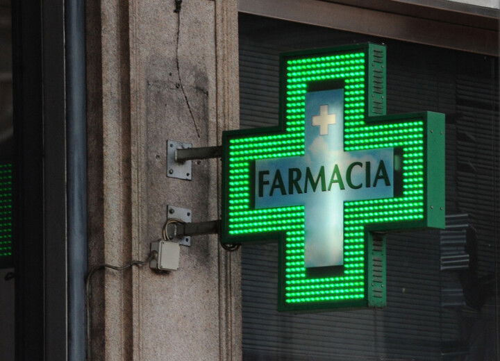Alessandria sempre più povera di negozi: crescono solo farmacie, ristoranti e pasticcerie