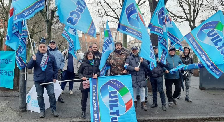 Sciopero e manifestazione lavoratori gruppo Battistolli: “Pronti a incrociare ancora le braccia”