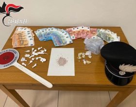 Controlli a Tortona: arrestato spacciatore con 28 dosi di cocaina ed eroina