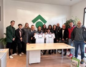 Alessandria Calcio Femminile: presentate le nuove maglie. Tecnocasa sarà sponsor principale