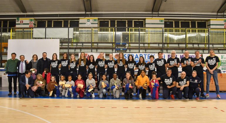 Borse di sport: Alessandria Volley ed Edilizia Acrobatica fanno squadra per portare la pallavolo nelle scuole