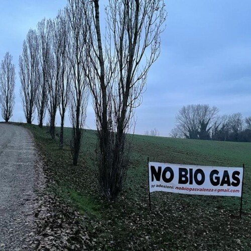 Biometano, Legambiente e il Comitato contro l’impianto a Valenza: “Inaccettabile, materiale arriva da lontano”