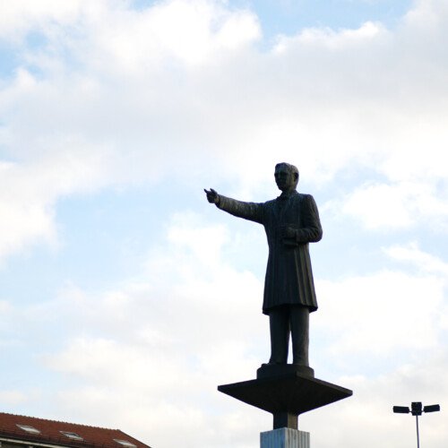 Addio all’artista Ferruccio Pozzato: sua la statua di Urbano Rattazzi ad Alessandria e non solo