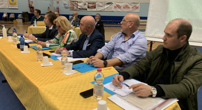 La minoranza lancia la sfida a Oddone su impianto biometano: “Stralciate fondi compensativi dal bilancio di previsione”