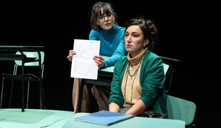 Venerdì 10 marzo “Il nodo” con Ambra Angiolini e Arianna Scommegna al Teatro Alfieri di Asti