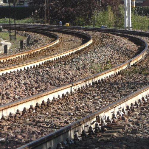 Tragedia a Voghera: uomo deceduto dopo essere stato investito da un treno