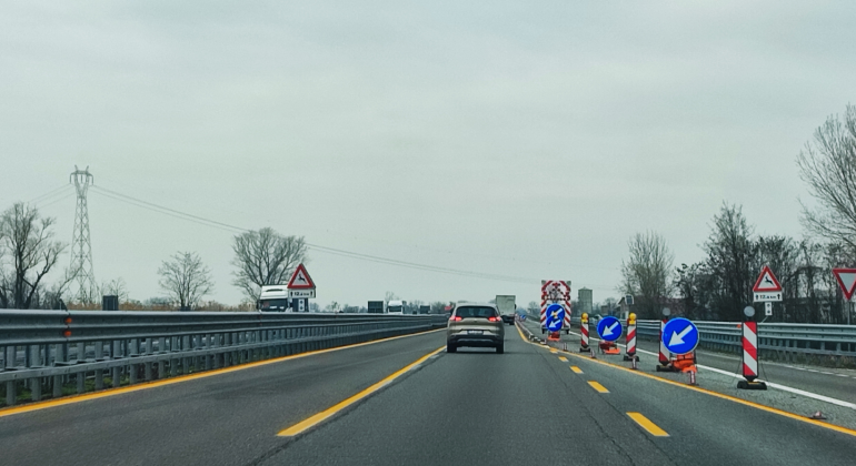 Lunghe code sulla A1 dopo incidente tra Basso Lodigiano e Casal Pusterlengo verso Milano