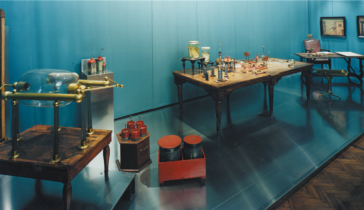 Le collezioni del Museo per la Storia di Pavia: un viaggio nella fisica di Alessandro Volta
