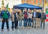 Il gazebo del PD a Casale Monferrato: “Un confronto con la cittadinanza su territorio, mobilità e sanità.”