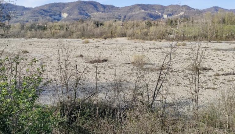 Siccità in provincia di Alessandria: le impressionanti foto del torrente Borbera