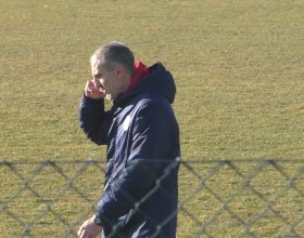 Tracollo dei Grigi a Olbia: sui social i tifosi invocano le dimissioni di mister Lauro e il ritorno di Rebuffi