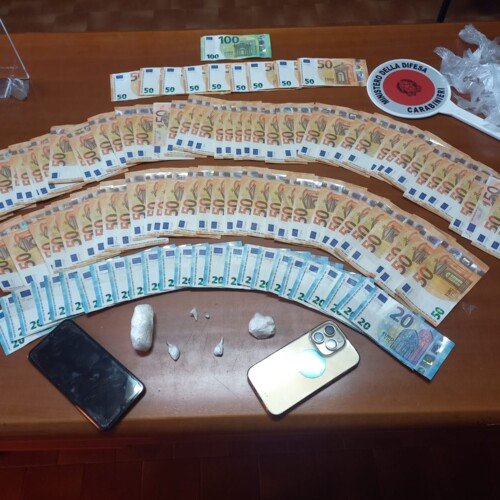 Carabinieri contro lo spaccio: 24enne sorpreso a San Salvatore con 30 grammi di cocaina