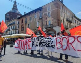 “Studiare è un diritto, più risorse alle borse”: centinaia di studenti in corteo a Pavia